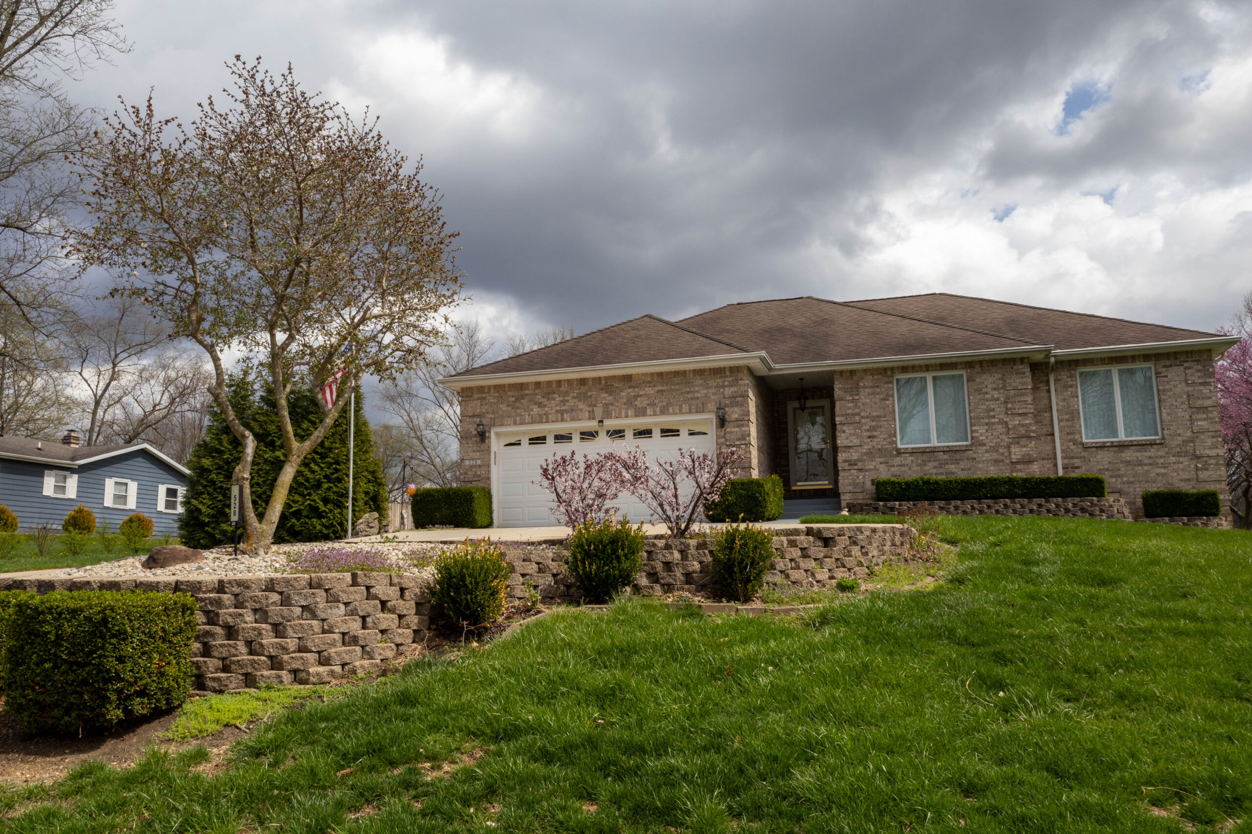 528 Meadowbrook Road - Front exterior